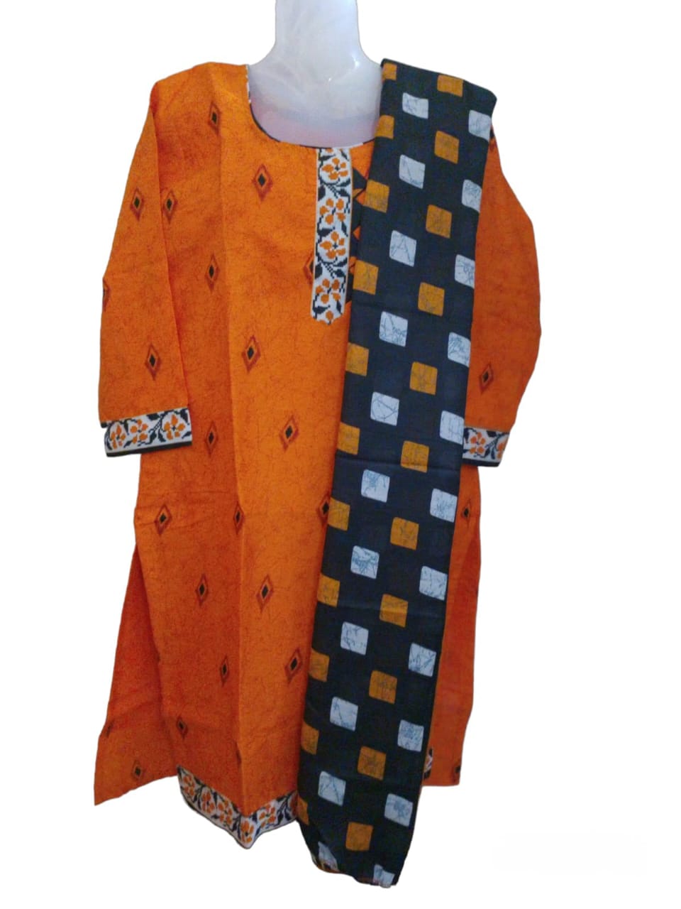 D3PCR1- Stiched salwar suit